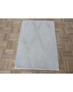 2 x 3 Hand Knotted Ivory Modern Oriental Rug With Silk G15419